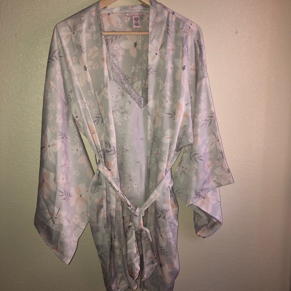 victoria secret robe and cami tank